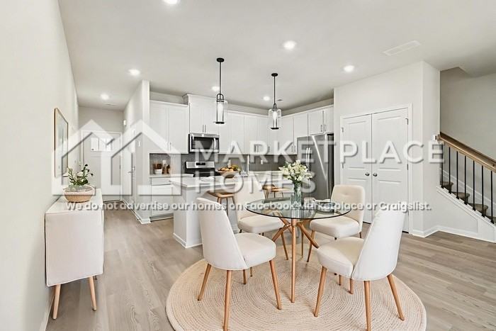 2103 Avalon Rdg - Photo 5 of 36