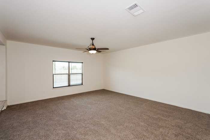 809 Clark Dr - Photo 7 of 15