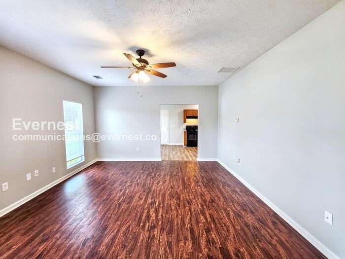 476 Dove Way - Photo 4 of 19