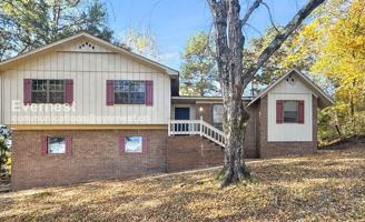 featured image of 434 Hillside Rd