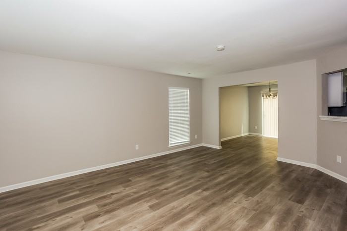 4173 Ivydale Ave Sw - Photo 5 of 16