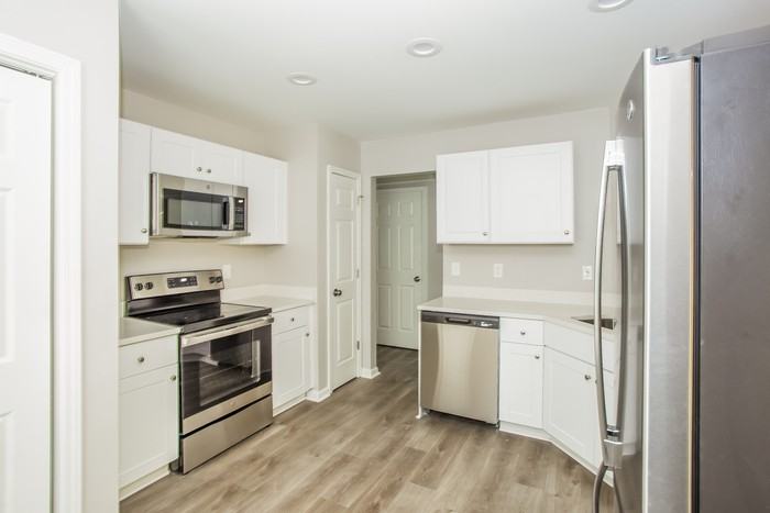 4173 Ivydale Ave Sw - Photo 7 of 16