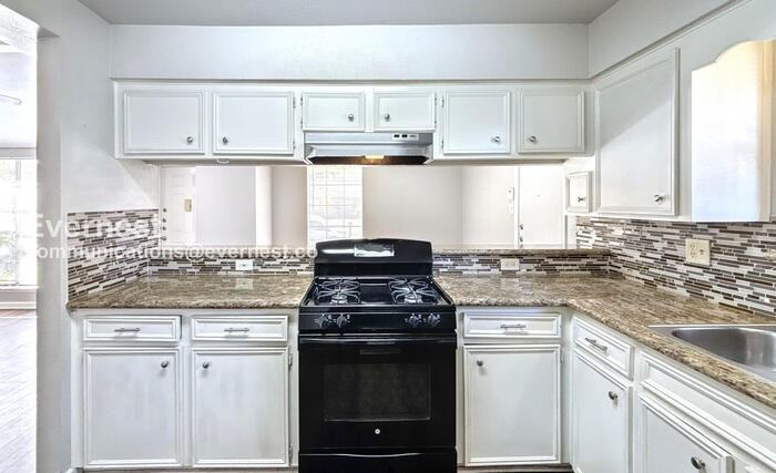 18710 Clover Glen Ln - Photo 3 of 23