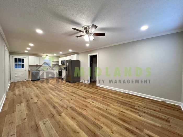 1348 Ramblin Rd - Photo 3 of 44