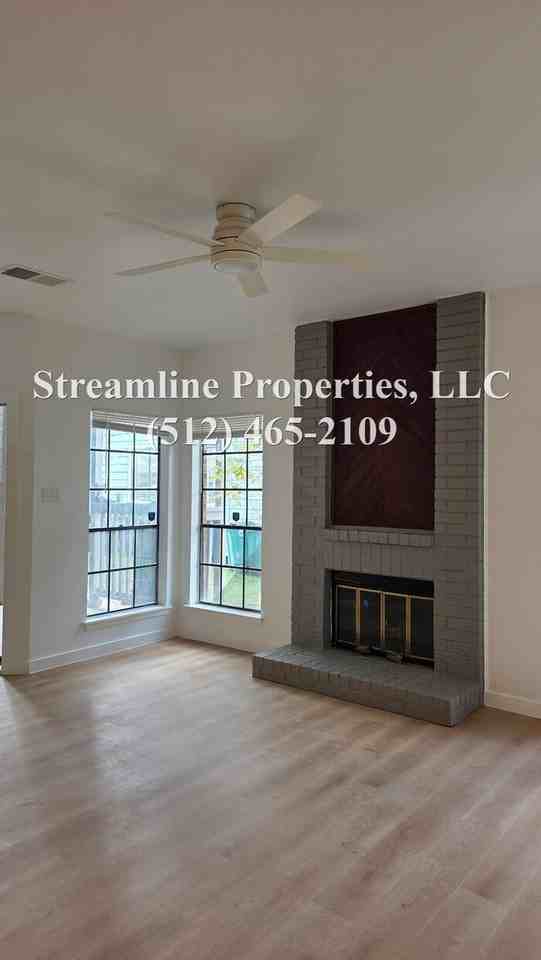 11306 Nicole Cv #A - Photo 4 of 8