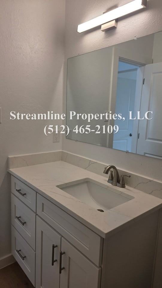 11306 Nicole Cv #A - Photo 5 of 8