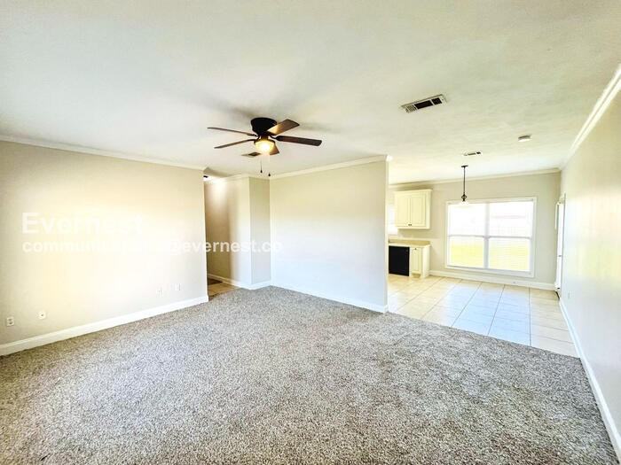 571 King Ranch Rd - Photo 4 of 21