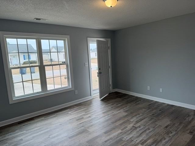 425 Archer Dr - Photo 2 of 5