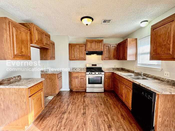 30166 E 149th St S - Photo 2 of 15