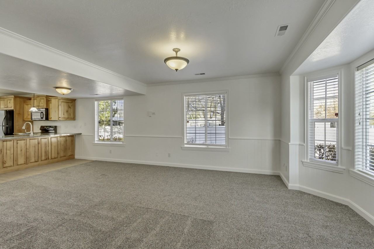 816 N 175 E #1 - Photo 5 of 40