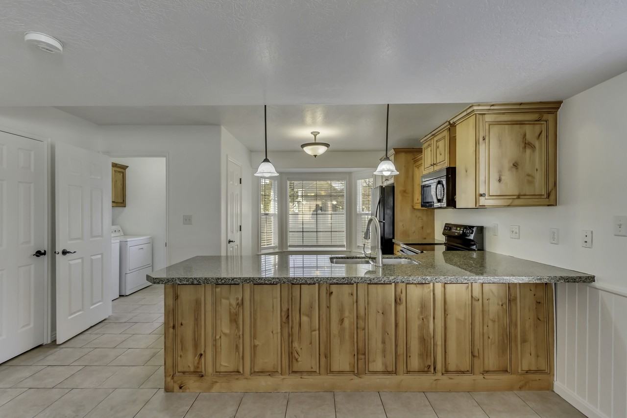 816 N 175 E #1 - Photo 6 of 40