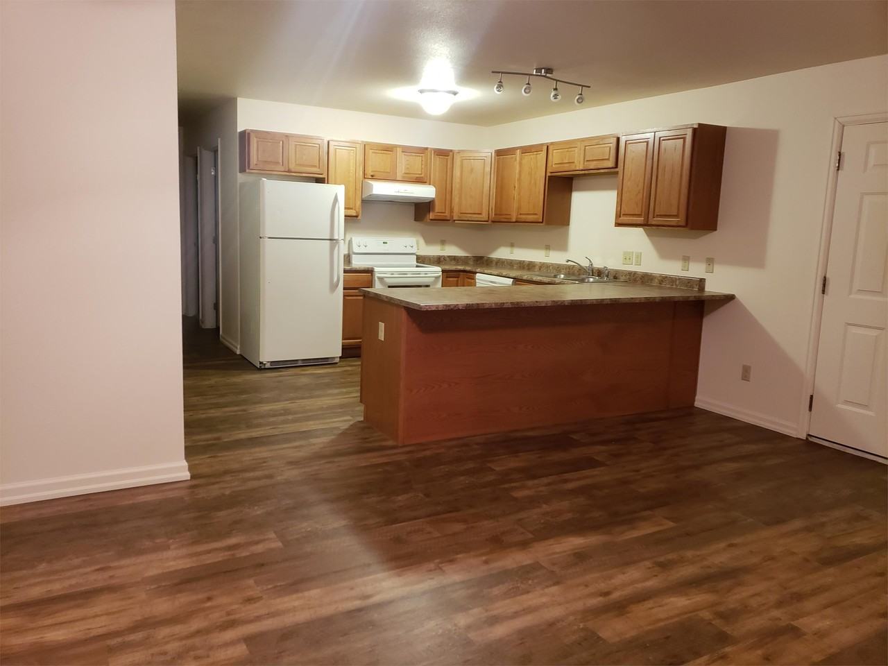 2614 1st St #A16 - Photo 4 of 7