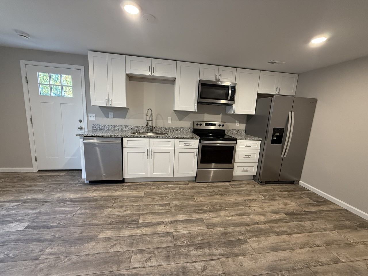 2319 Old Forest Rd #B - Photo 2 of 19