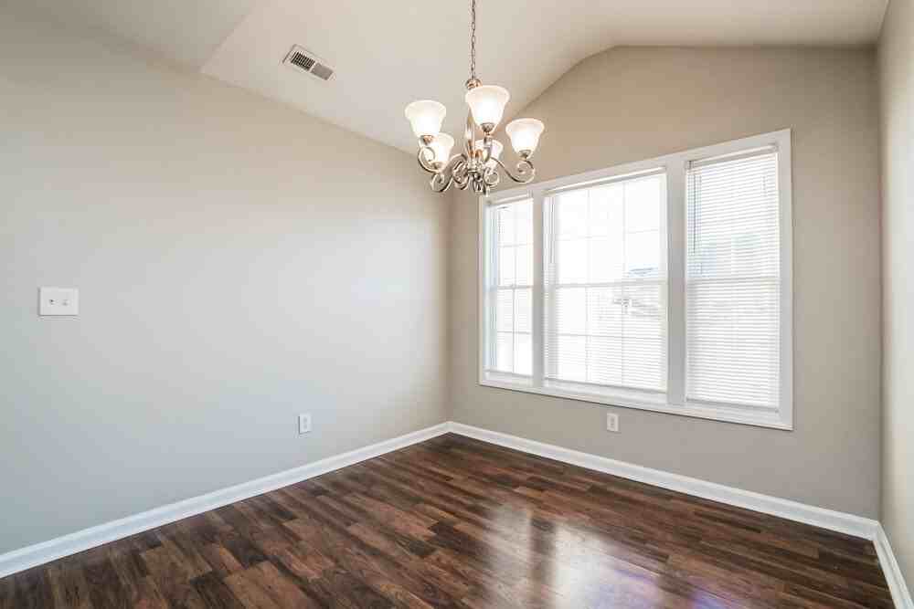 4012 Mindspring Dr - Photo 5 of 16