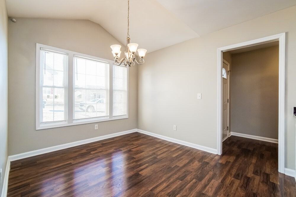 4012 Mindspring Dr - Photo 6 of 16