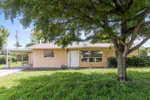 featured image of 6112 Nw 8th St