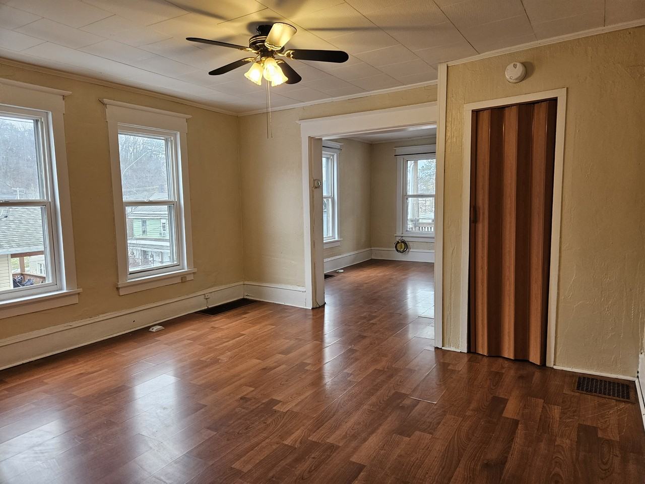 355 Reynolds Ave #1 - Photo 2 of 19