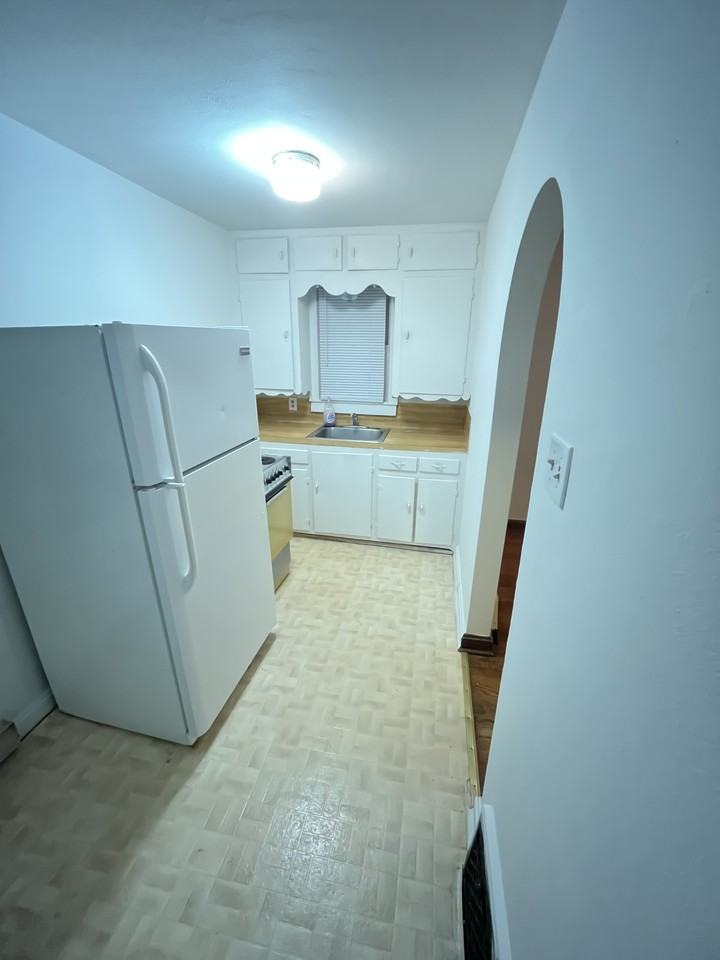 805 W Ashland Ave #AB - Photo 6 of 6