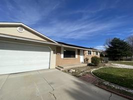 featured image of 189 E Tennyson Ave #1