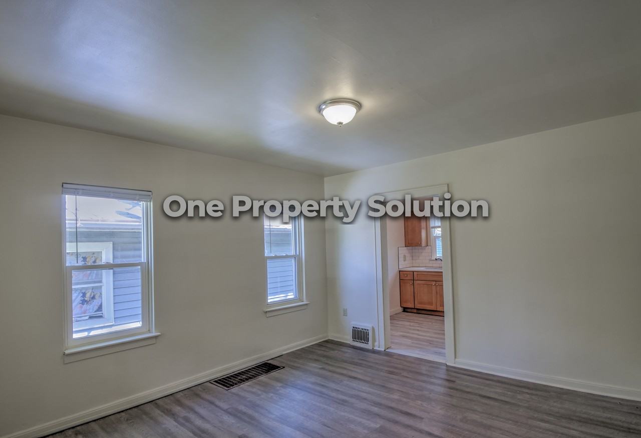 3741 Tyler St #1 - Photo 7 of 37