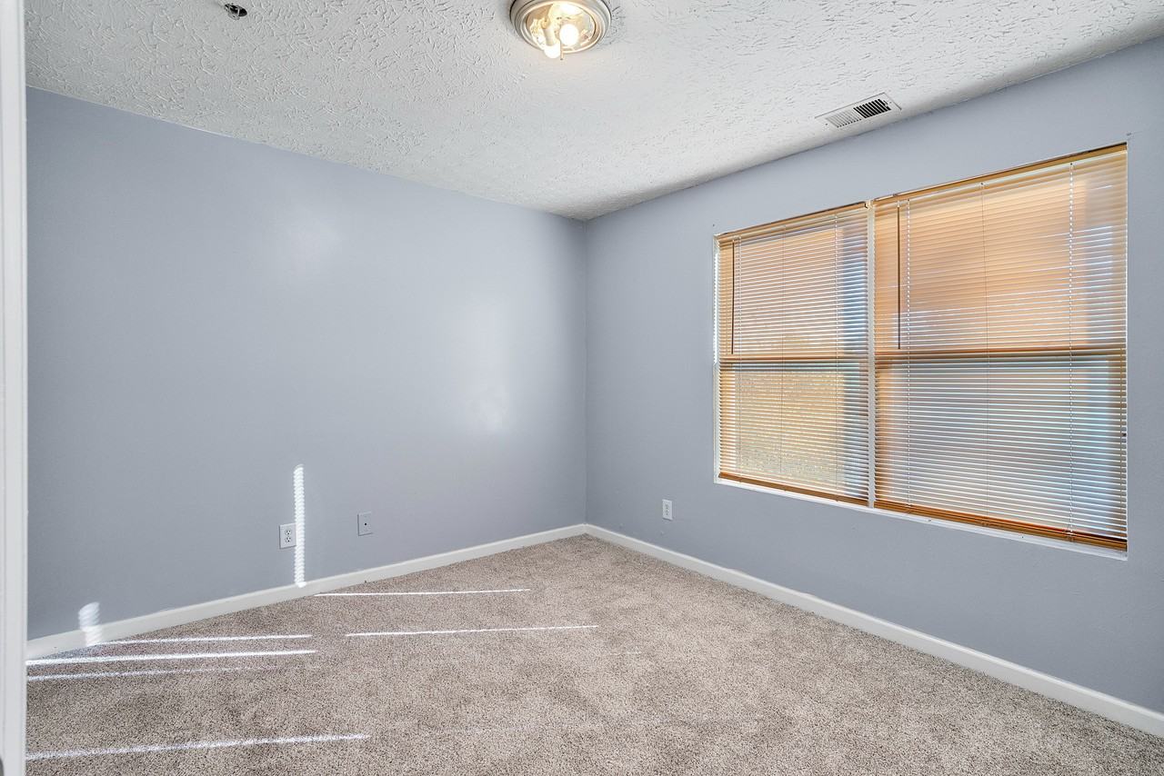 3103 Fairington Club Dr - Photo 5 of 11