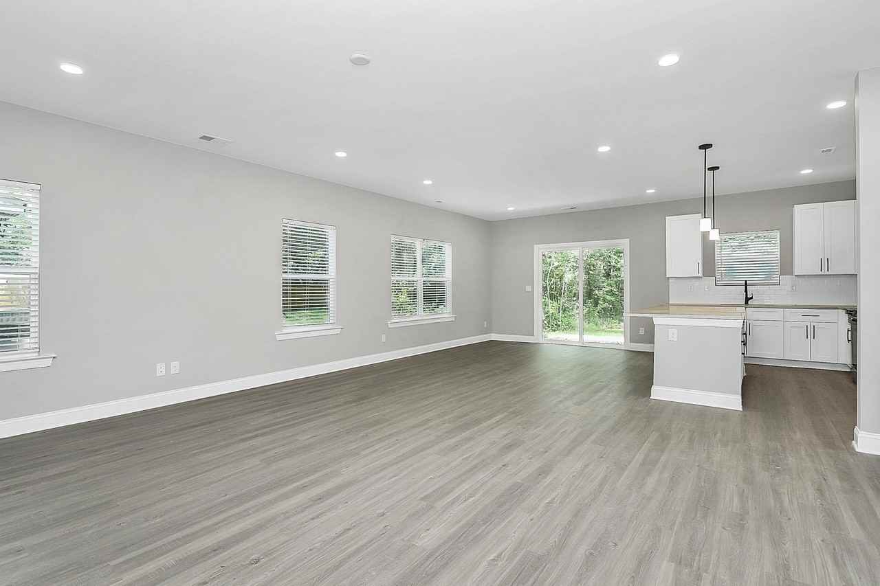 2732 Catalina Ave #1 - Photo 4 of 22