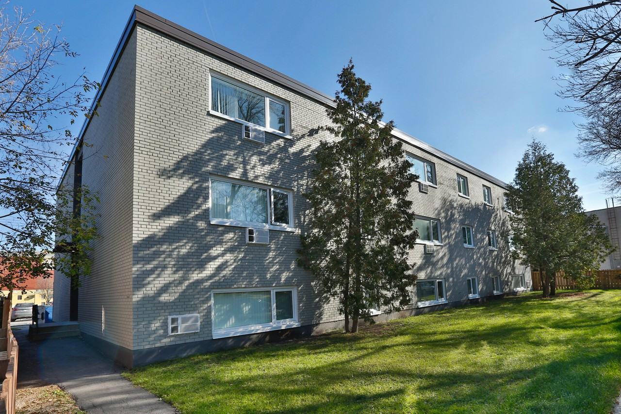 257 Toronto Street - Photo 2 of 4