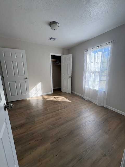 3134 Nw Ferris Ave #1 - Photo 7 of 8