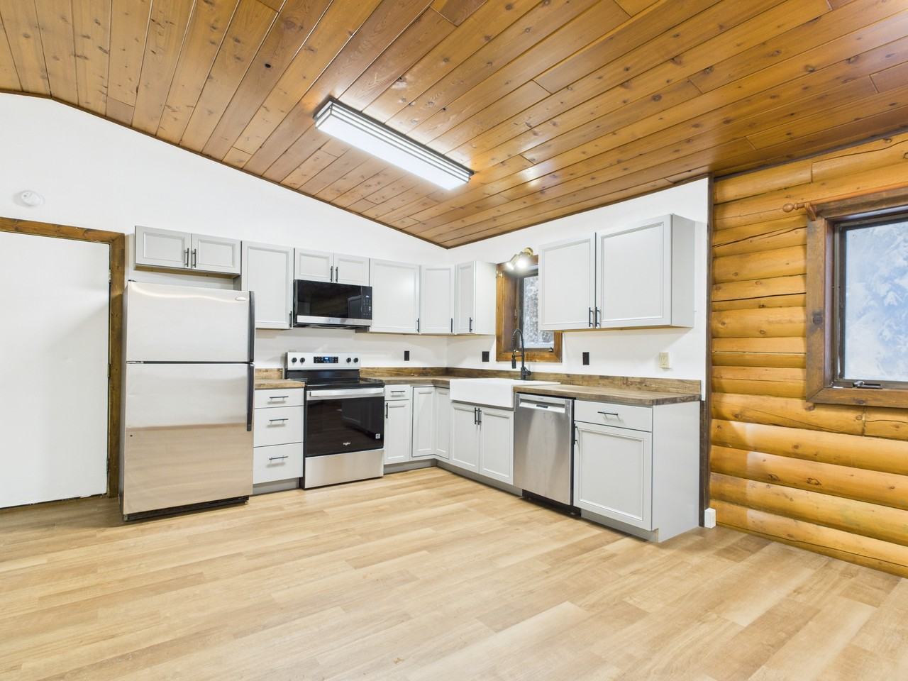 2587 Rachel Ct #1 - Photo 5 of 25