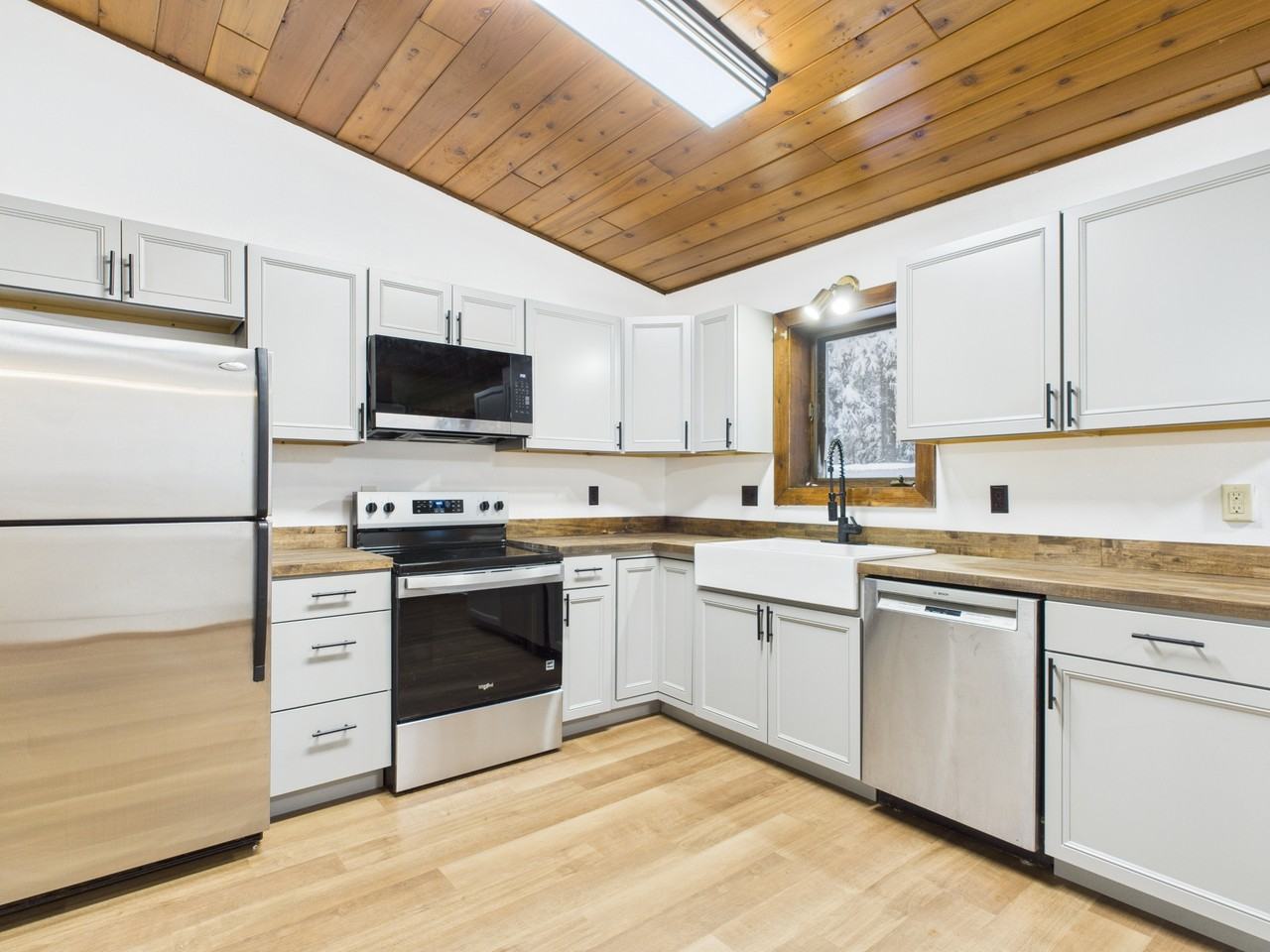 2587 Rachel Ct #1 - Photo 6 of 25