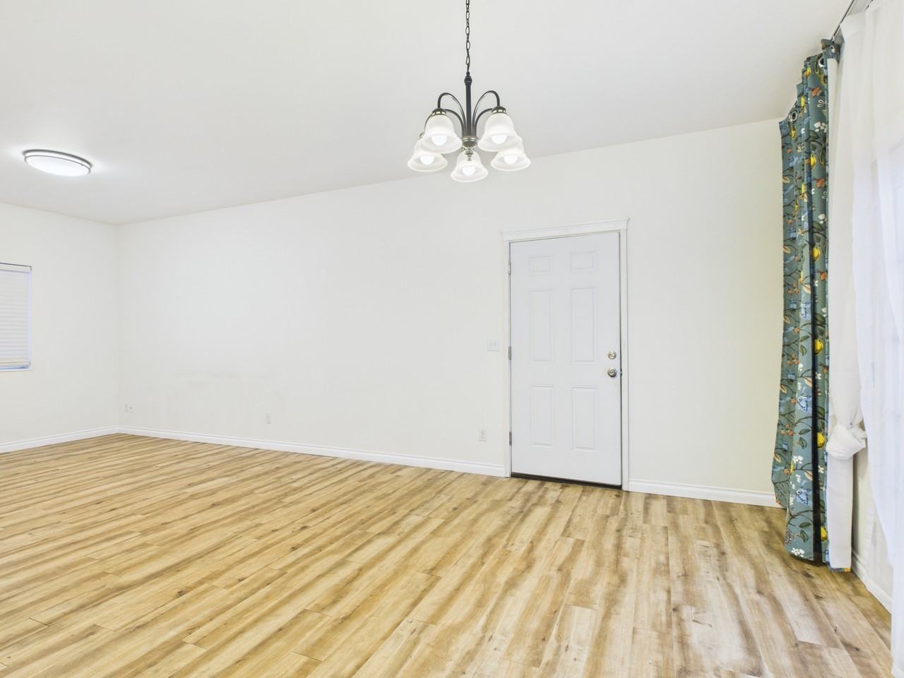 835 Marquette Loop #1 - Photo 5 of 27