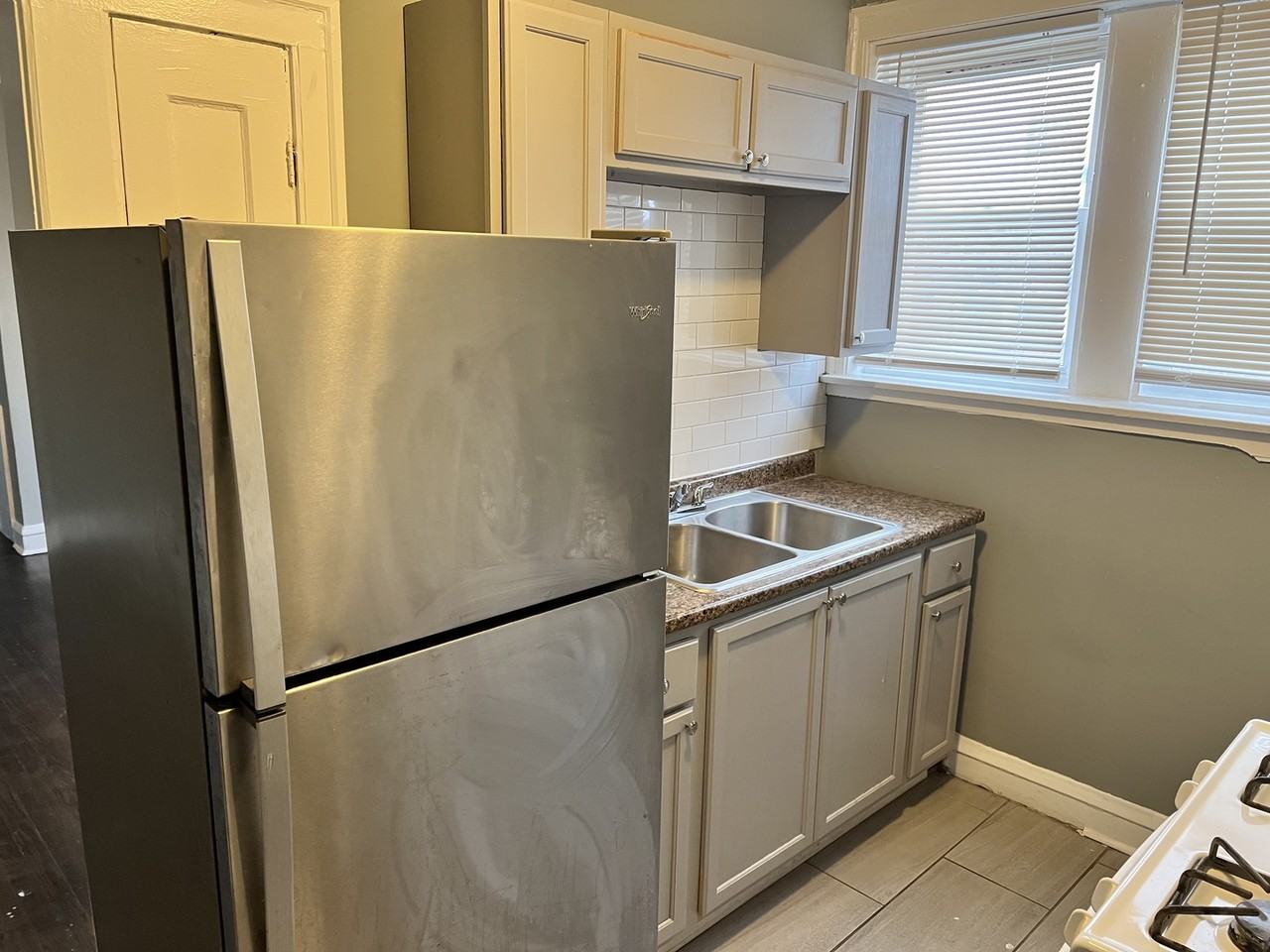 8020 S Maryland Ave Apt 2n #2N - Photo 2 of 7