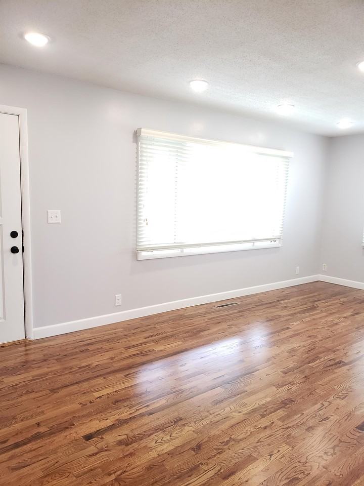 509 Union St #1 - Photo 3 of 11