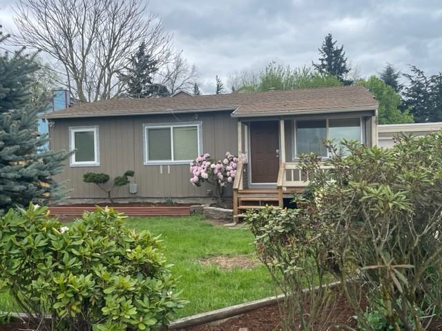 9702 Se Clinton St #1 - Photo 2 of 13