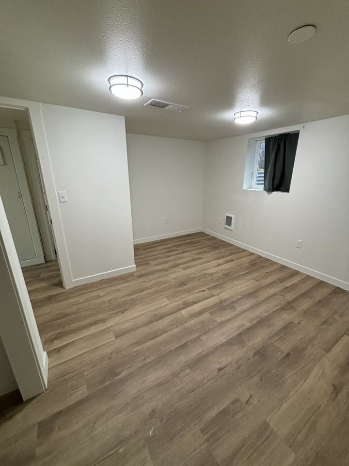 11207 Se 248th St #1 - Photo 6 of 13