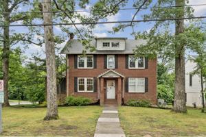 featured image of 8400 48th Ave #1