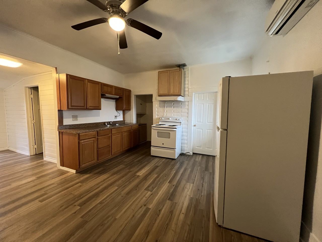 1803 Salem Ave Se #1 - Photo 2 of 20