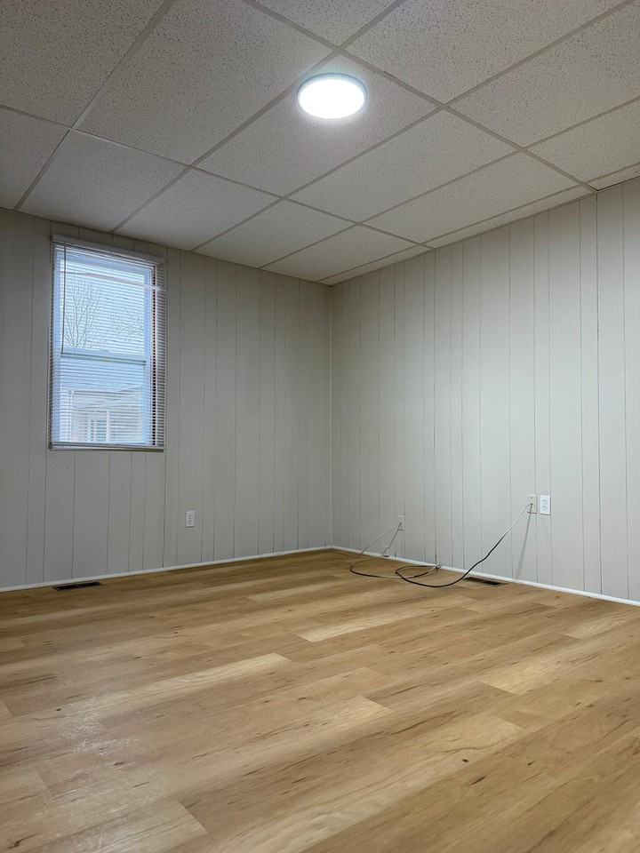 612 Wood St #1 - Photo 7 of 11