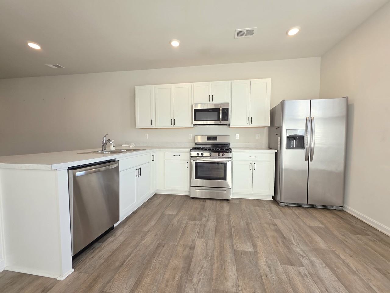 426 Creekbed Cir #1 - Photo 7 of 28