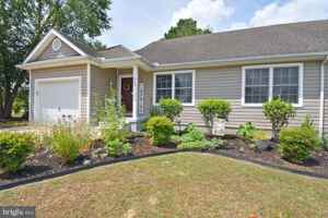 featured image of 1068 Caravan Way #1