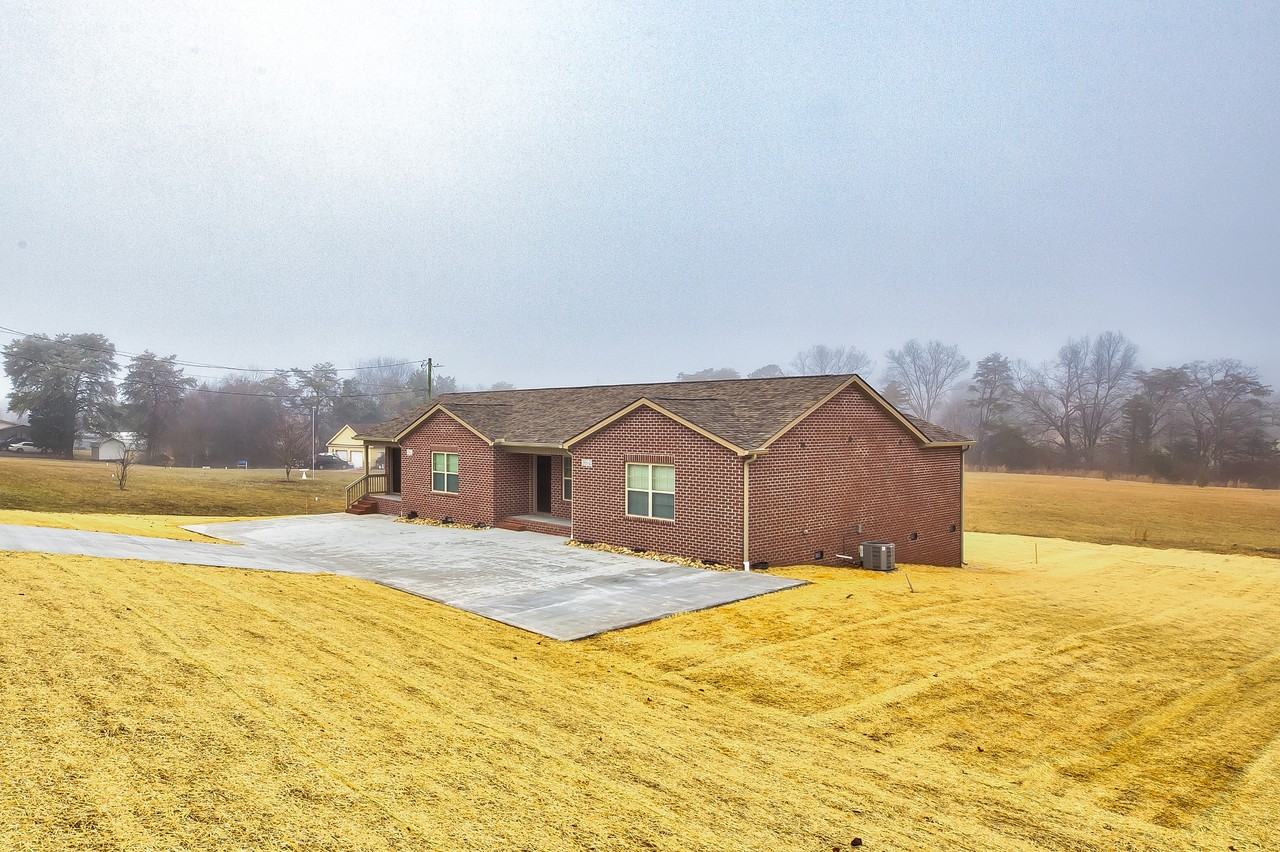 816 S Old Sevierville Pike #2 - Photo 2 of 22