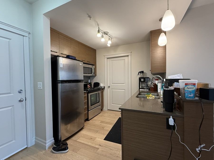 2343 Atkins Ave #320 - Photo 5 of 26