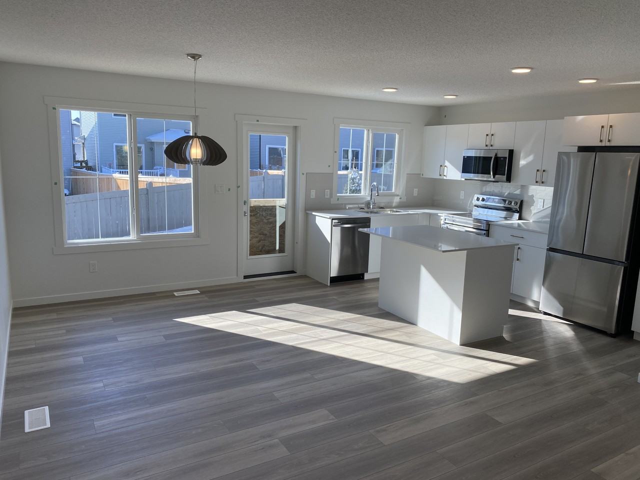 13119 209 St Nw - Photo 6 of 36