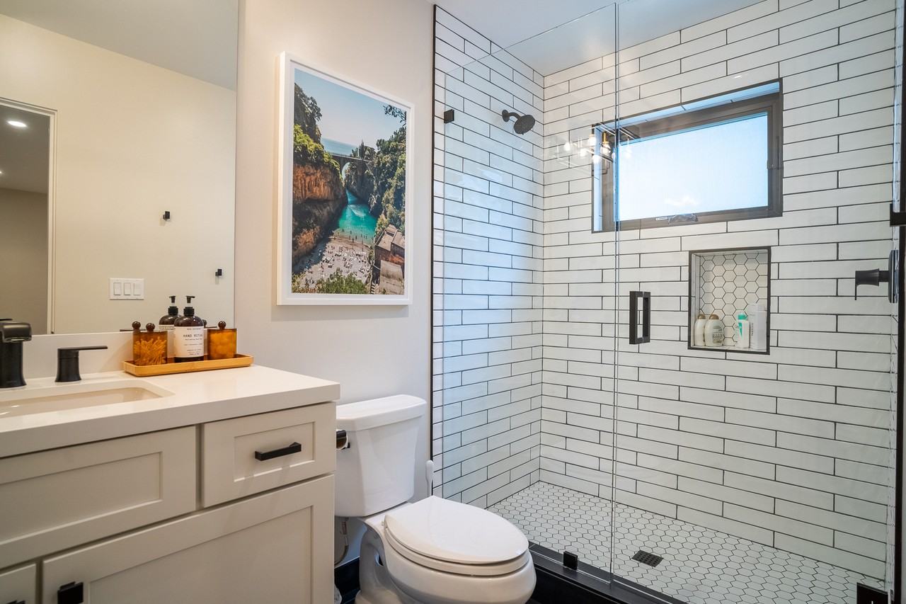 1012 Beryl St #1 - Photo 4 of 36