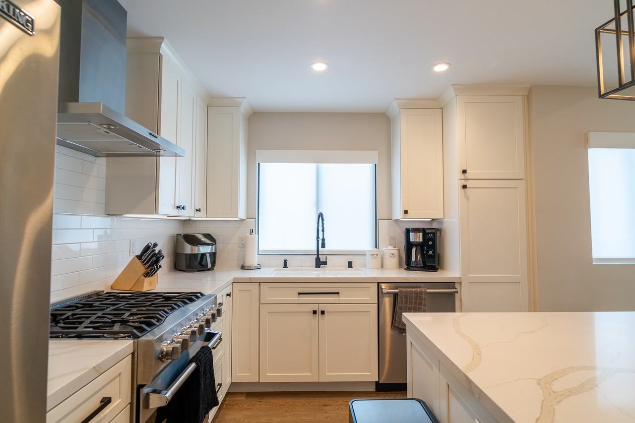 1012 Beryl St #1 - Photo 6 of 36