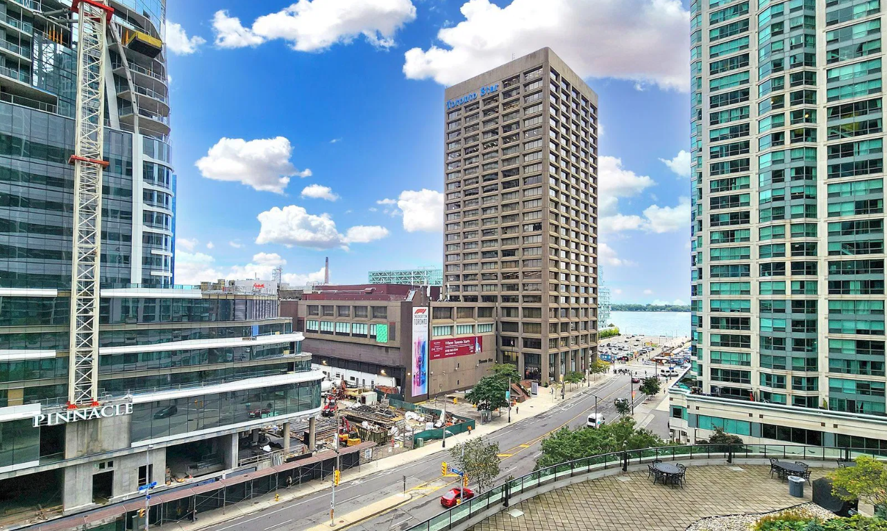 16 Pinnacle Centre #910 - Photo 3 of 10