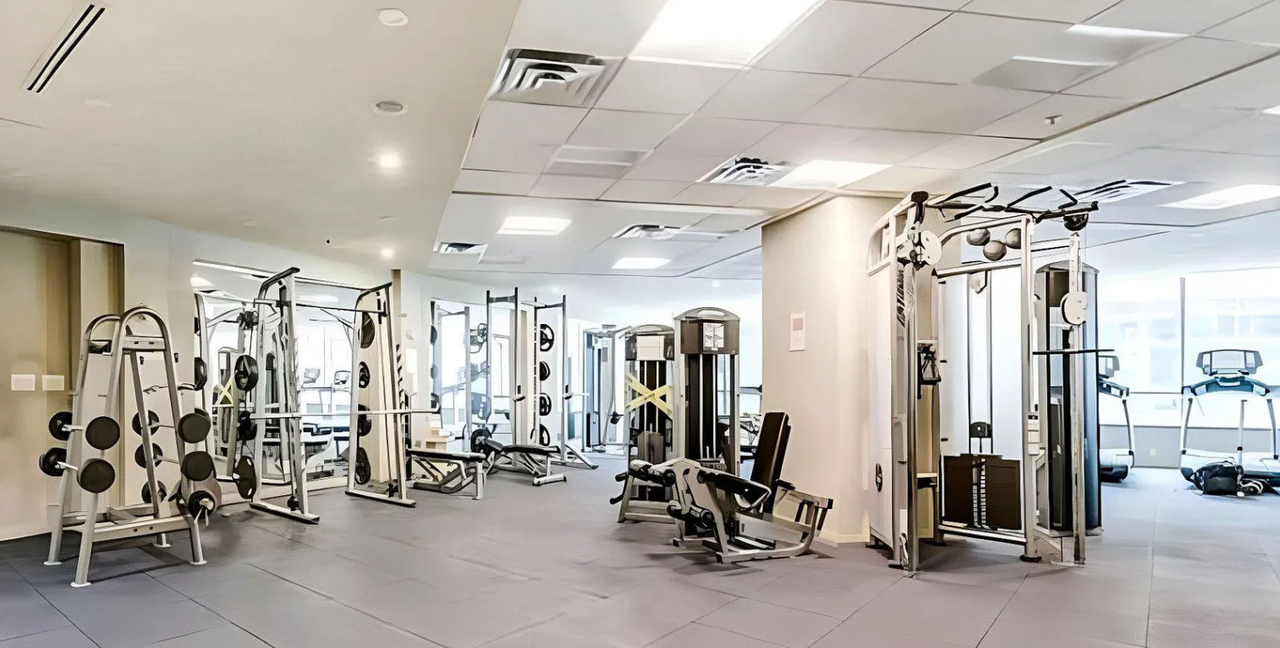 16 Pinnacle Centre #910 - Photo 6 of 10