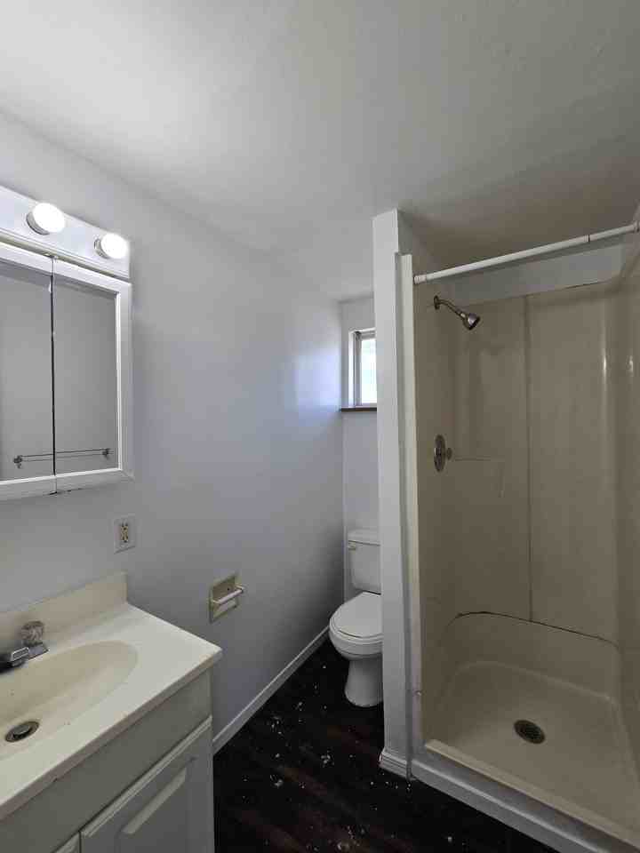 938 N Broadway Ave #2 - Photo 5 of 12