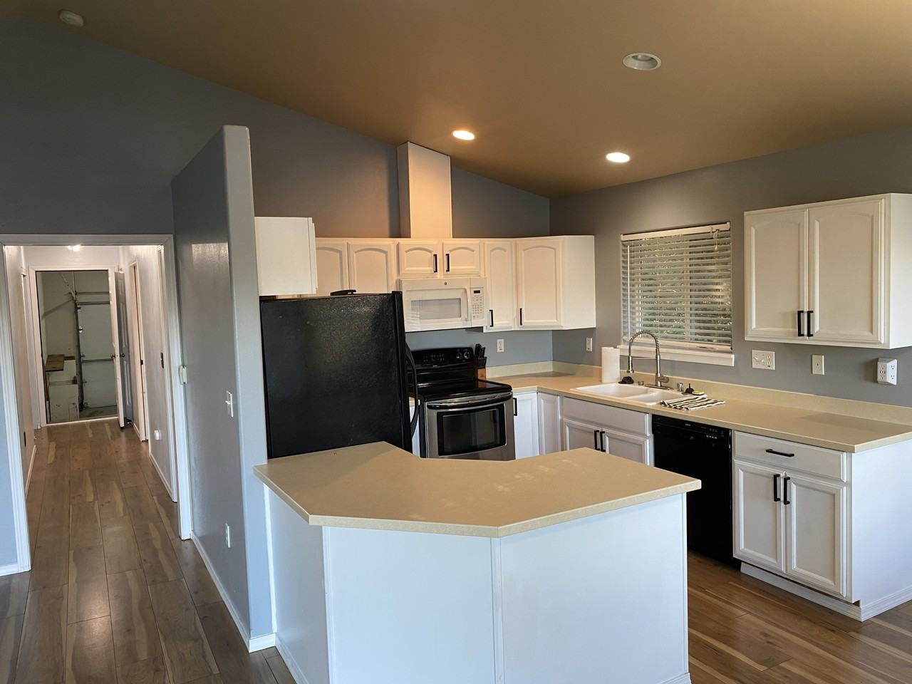 348 Cockle St Sw #1 - Photo 6 of 50