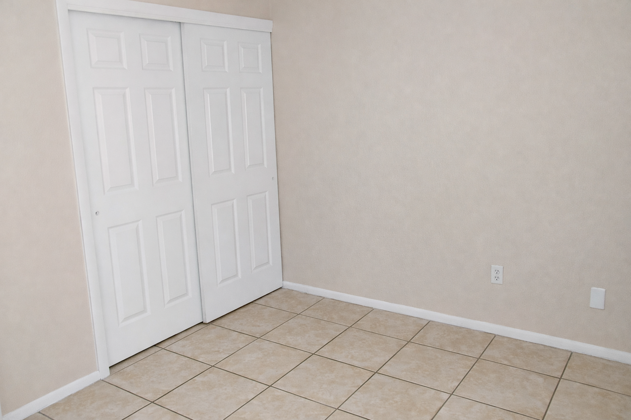 4777 Orange Grove Blvd Apt 3 #3 - Photo 7 of 12